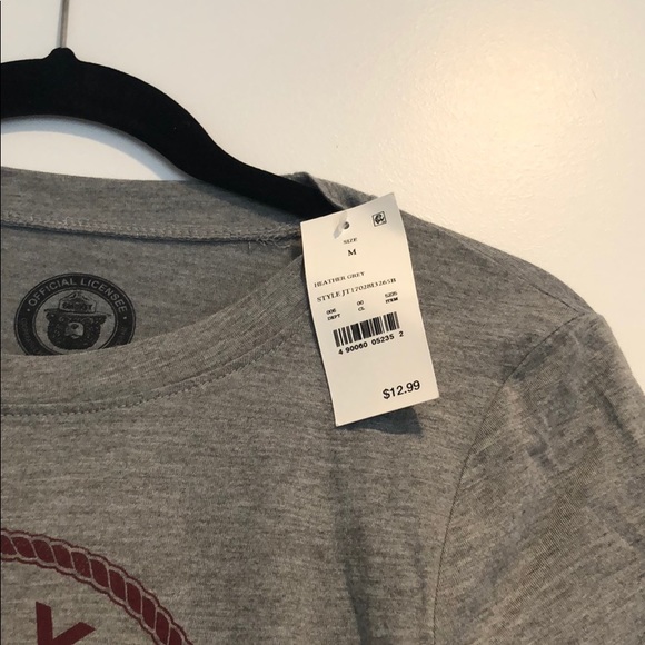 Graphic tee - Picture 3 of 3